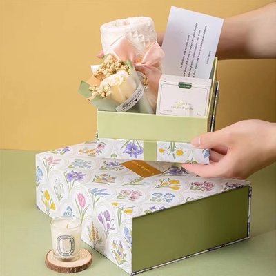 Green Art Paper Paperboard Gift Boxes Cosmetic Packaging With Ribbon